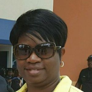 Meet your Posher, Yolanda